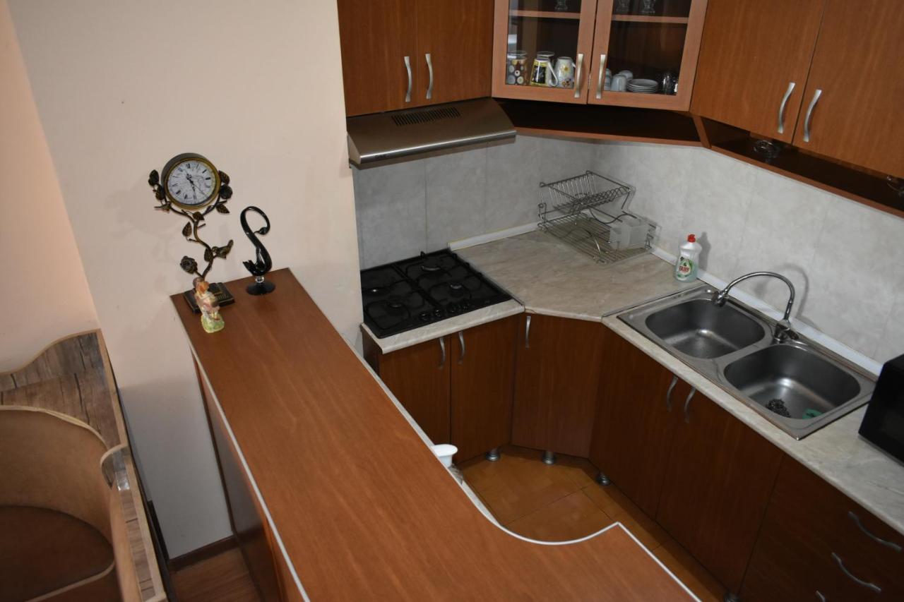 Ucha'S Apartment Батумі Екстер'єр фото